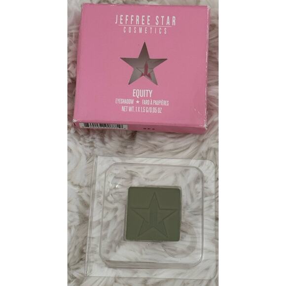Jeffree Star Eye Shadow “EQUITY” Green Makeup NEW NIB - Picture 1 of 3